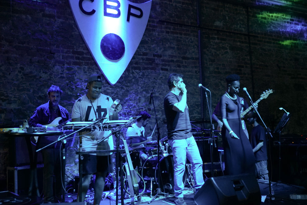 Clav, rhodes, batera
